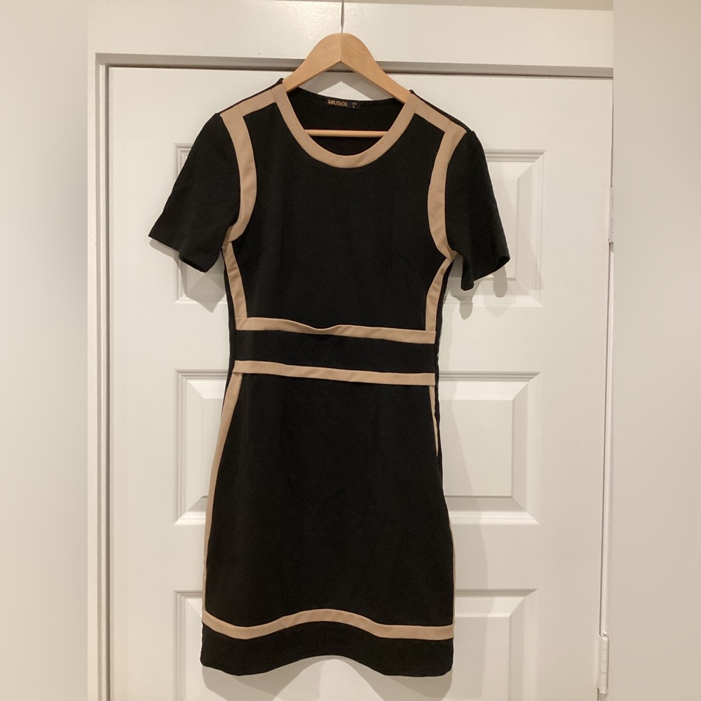 Miusol Black and Tan Mini Dress